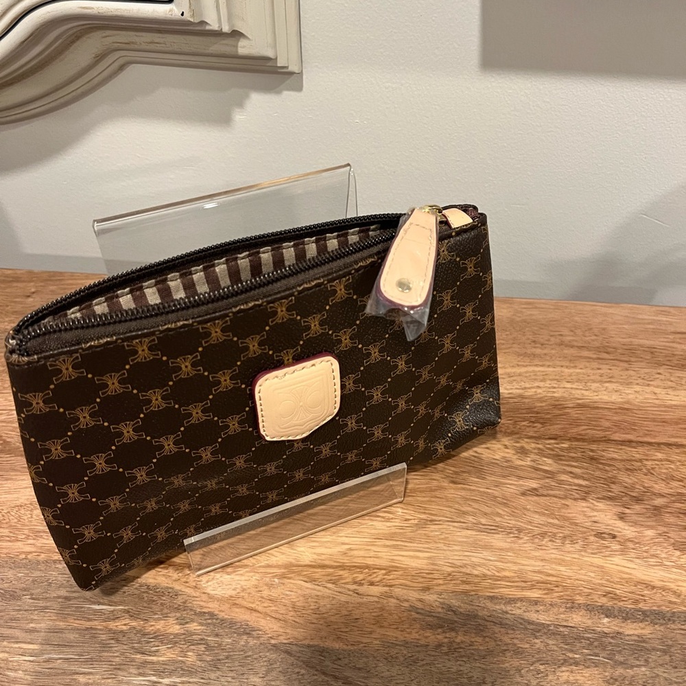 Makeup Bag/Wallet/Multi-Function Bag - image 1